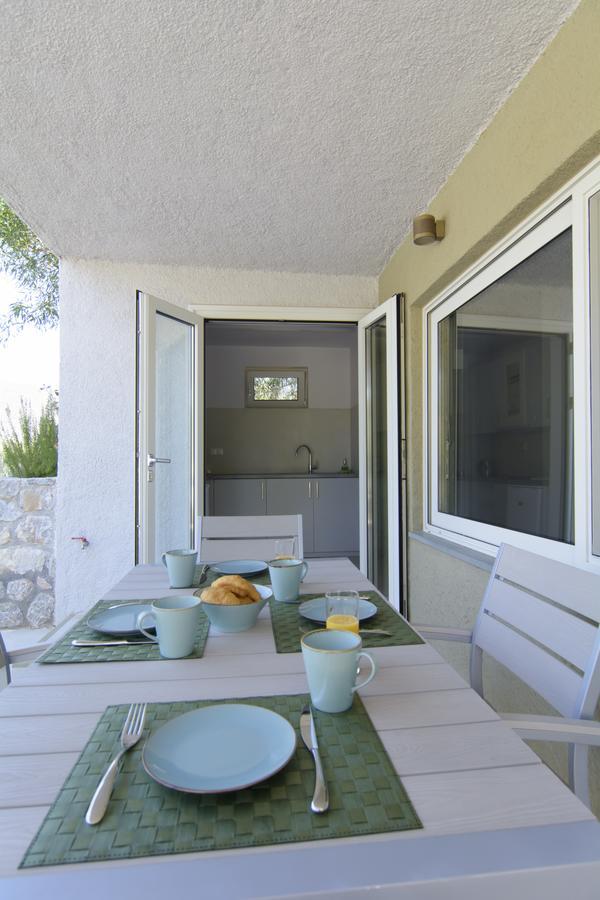 Lavender Cove Aparthotel Kórfos Exterior foto