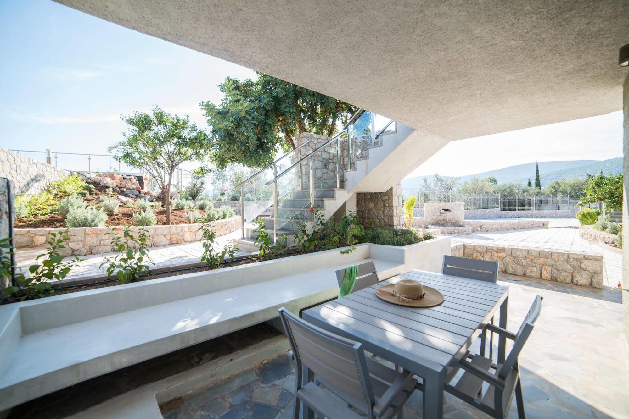 Lavender Cove Aparthotel Kórfos Exterior foto